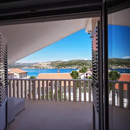 Casa Del Mare Villa Rogoznica (Sibenik-Knin)